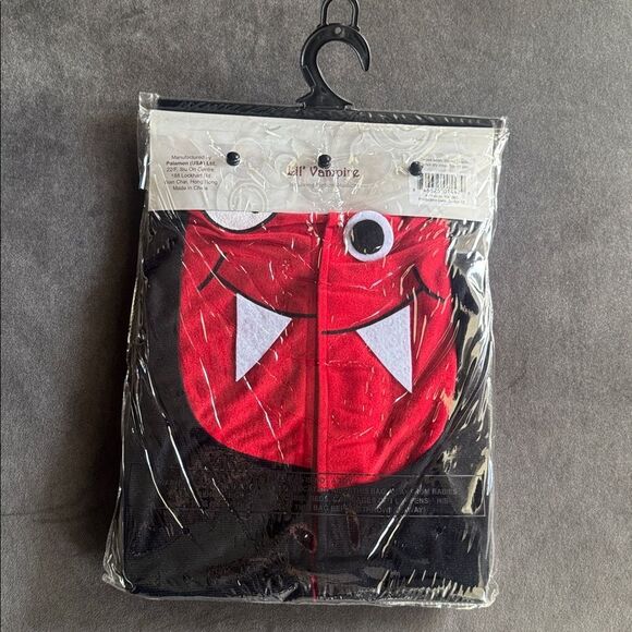 Baby Infant Little Vampire Halloween Costume Red & Black NO FEET 0-9 Months NWT - Picture 11 of 11